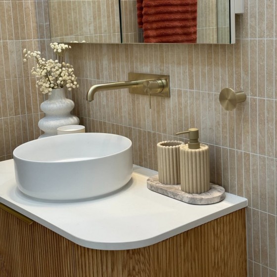 Крючок настенный Lotis Mone 1077BB 55х60мм, цвет brushed brass