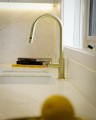 Смеситель для кухни Lotis Mone 1035BB, цвет brushed brass