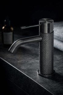 Смеситель для раковины Lotis Santi 1004BMB black metal brass