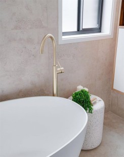 Смеситель для ванны, раковины, напольный, Lotis, цвет: золото