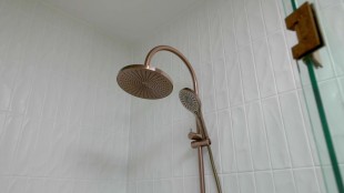 Душевая система с верхним душем и лейкой, Lotis, цвет: бронза