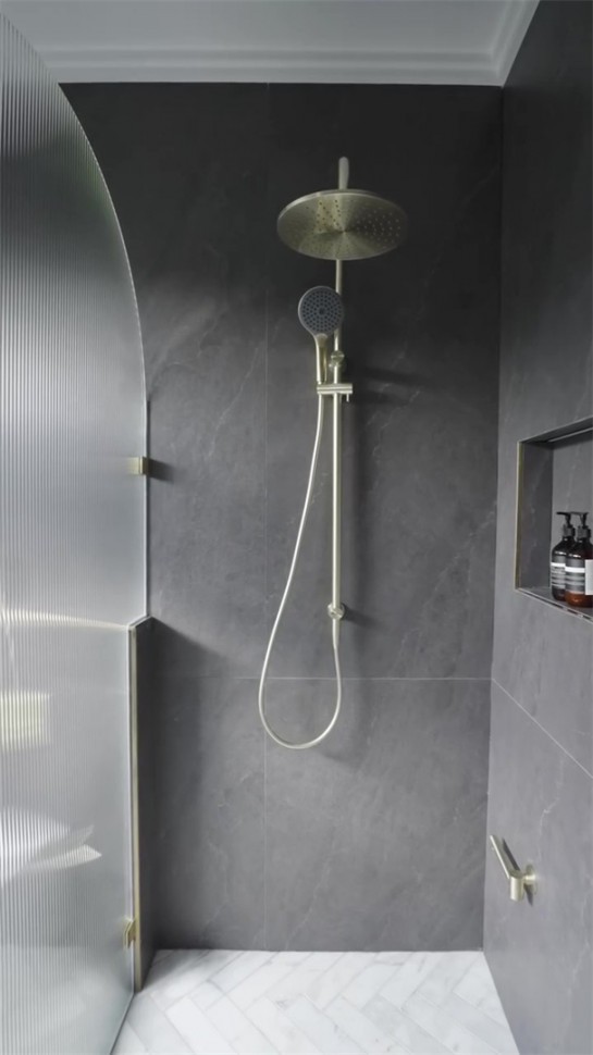 Душевая система с верхним душем и лейкой, Lotis, цвет: золото