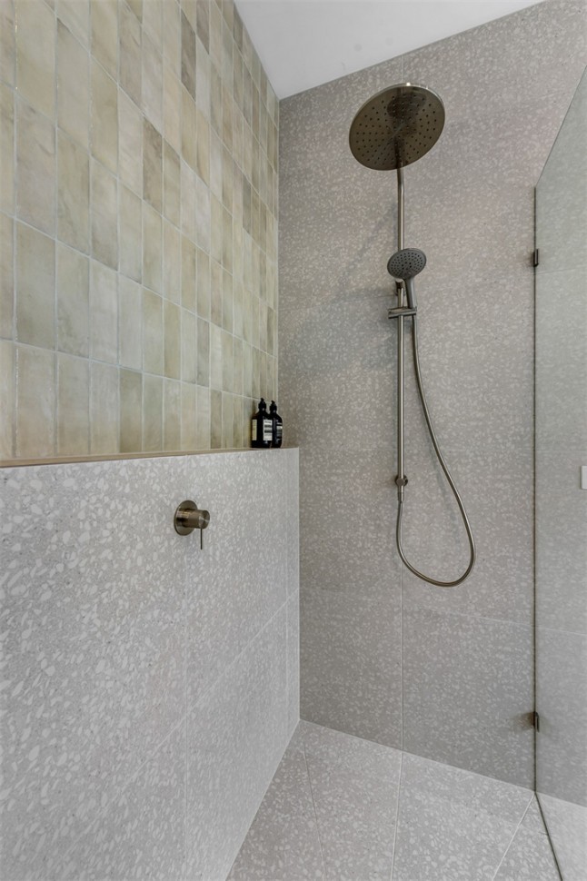 Смеситель для душа, Lotis, цвет: оружейный металл